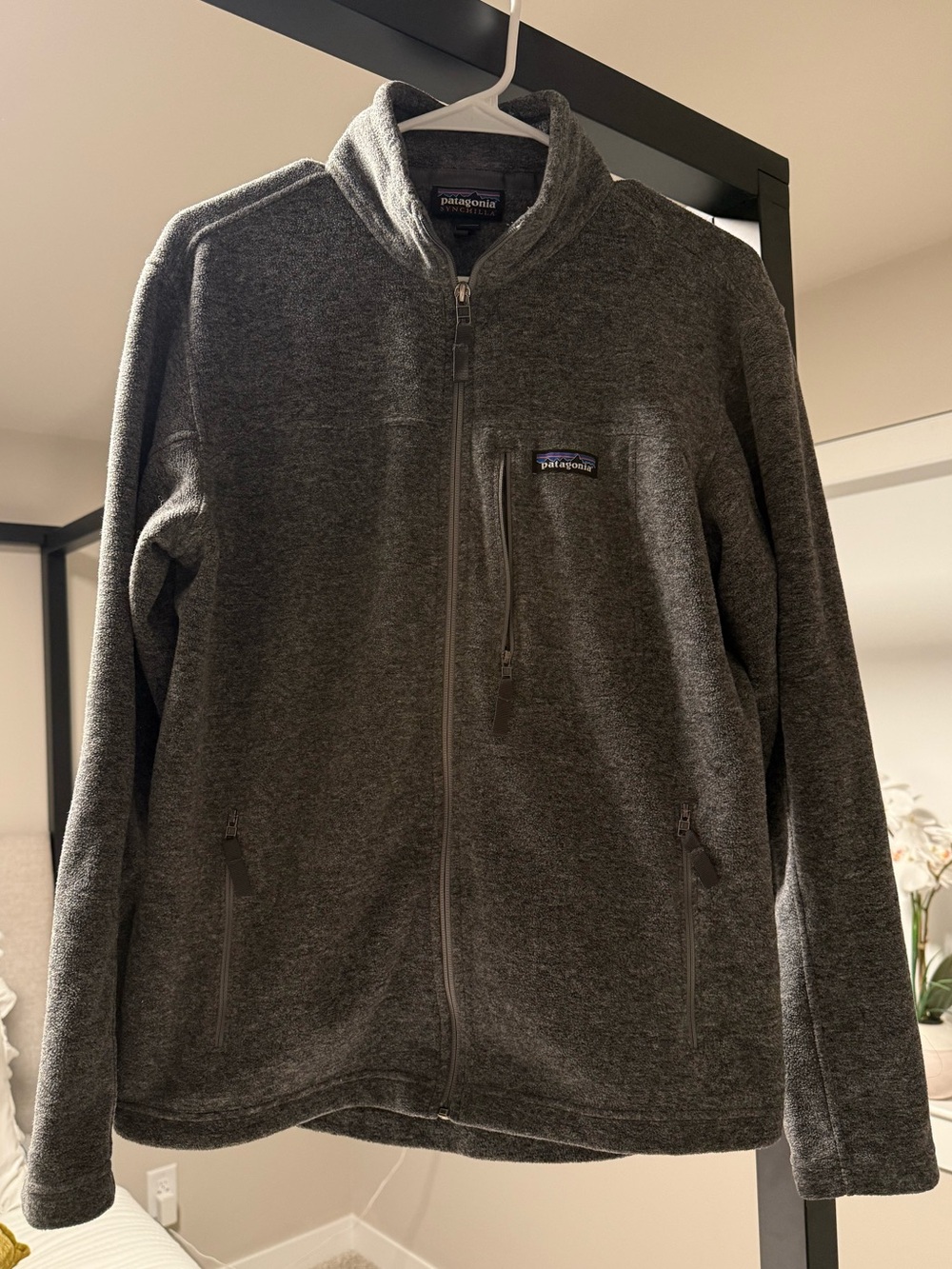 Patagonia Men’s Full-Zip Fleece Jacket Charcoal Gray